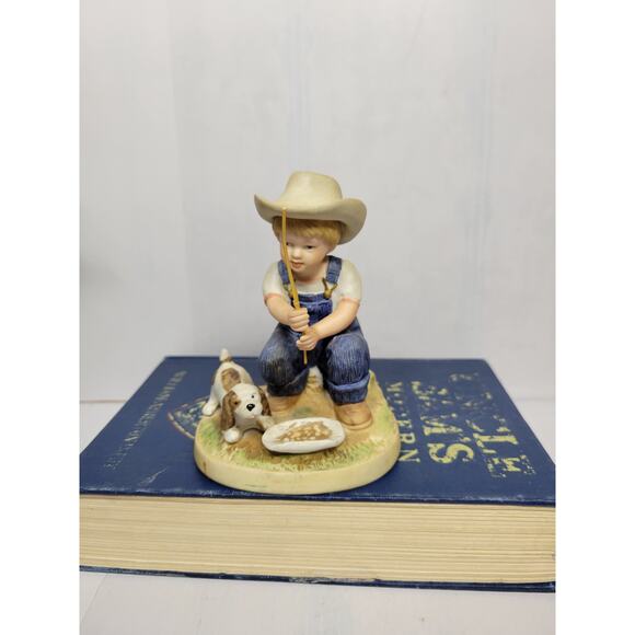 Vintage Denim Days, Homco Figurine 1504  Danny After Chores, - Picture 1 of 6